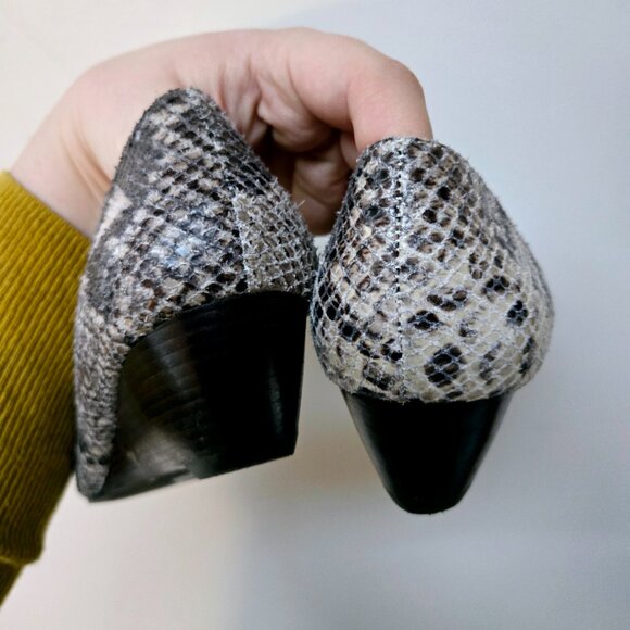 3 For 55 👍🫶 Michael Kors Faux Snakeskin Flats – Size 7.5 – Raised Heel - Picture 5 of 6
